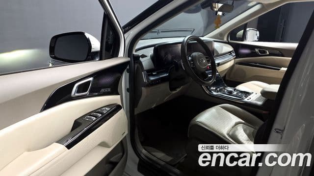 Kia Carnival 2021 — Şəkil 10/20