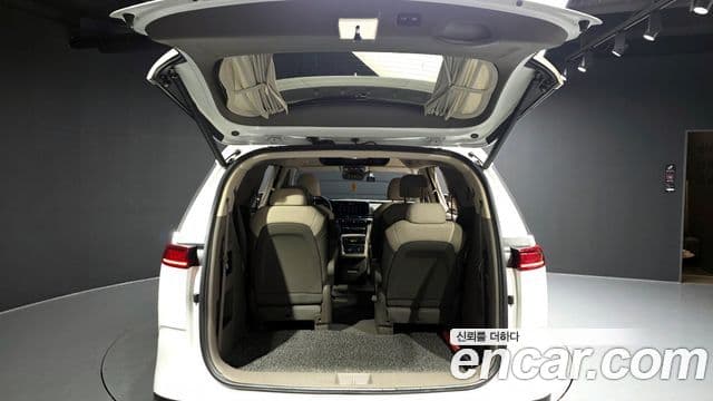 Kia Carnival 2021 — Şəkil 20/20