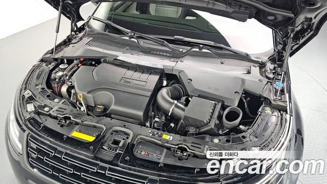 Land Rover Range Rover Evoque 2025 — ფოტო 5/20
