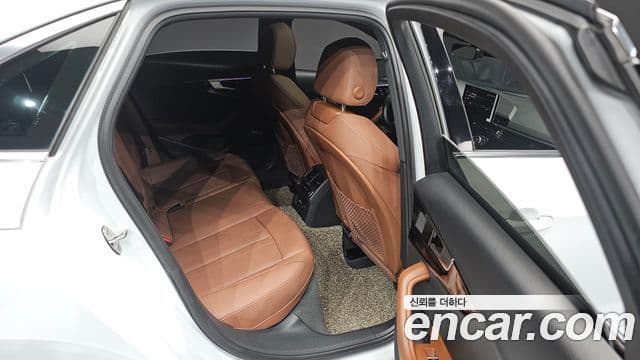 Audi A4 2022 — ფოტო 11/20