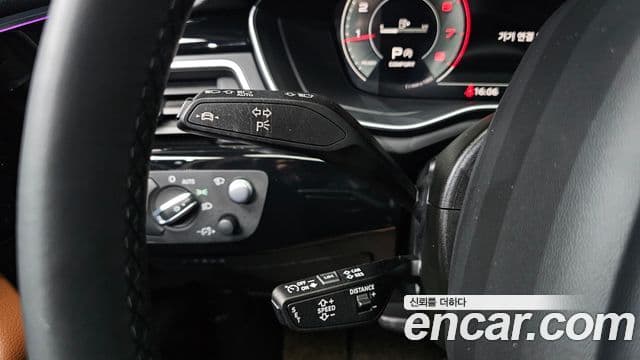 Audi A4 2022 — ფოტო 13/20