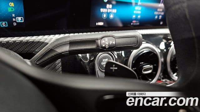 Mercedes-Benz A-Class 2019 — Şəkil 9/20