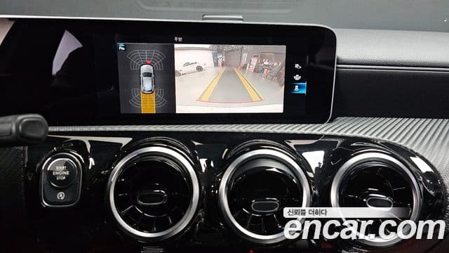 Mercedes-Benz A-Class 2019 — Şəkil 15/20