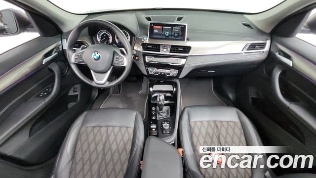 BMW X1 2021 — ფოტო 7/20