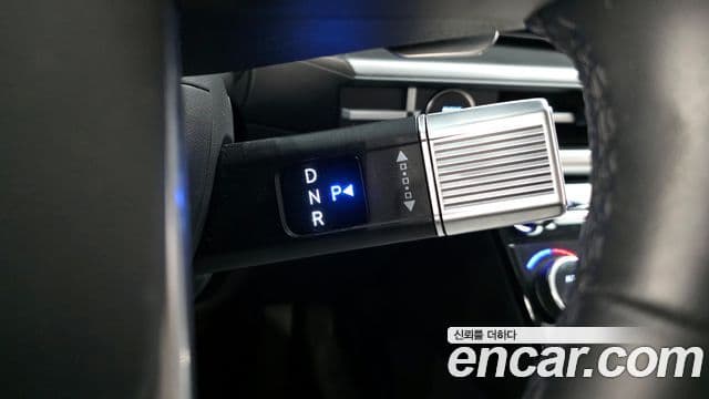 Hyundai Santa Fe 2023 — Şəkil 9/20