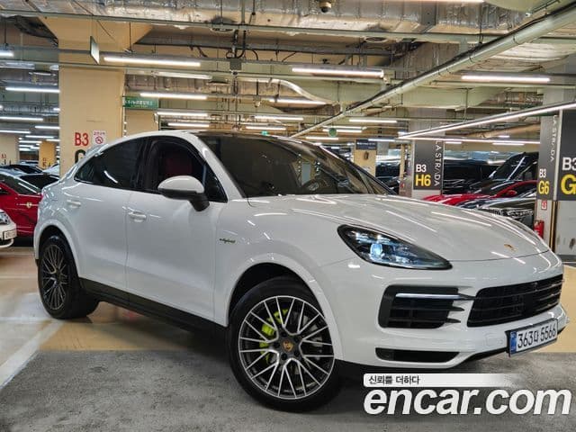 Porsche Cayenne 2022 — Photo 3/20
