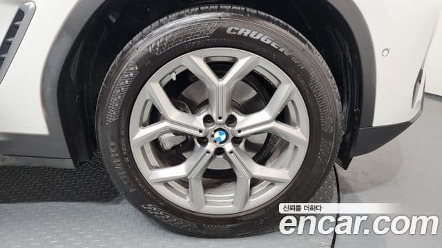 BMW X4 2022 — ფოტო 5/20