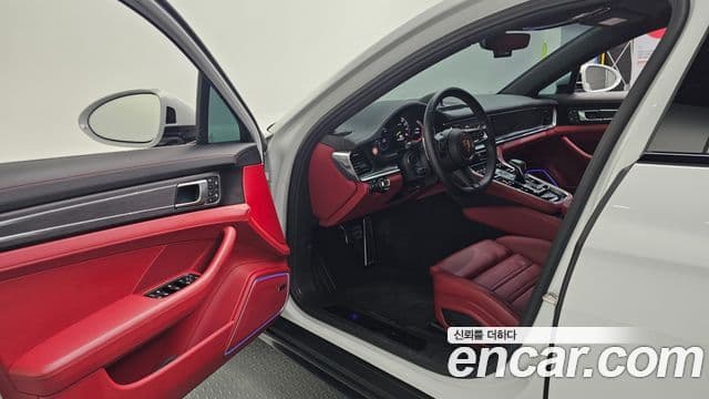 Porsche Panamera 2023 — ფოტო 10/20