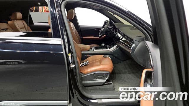 Audi Q7 2021 — фото 11 из 20
