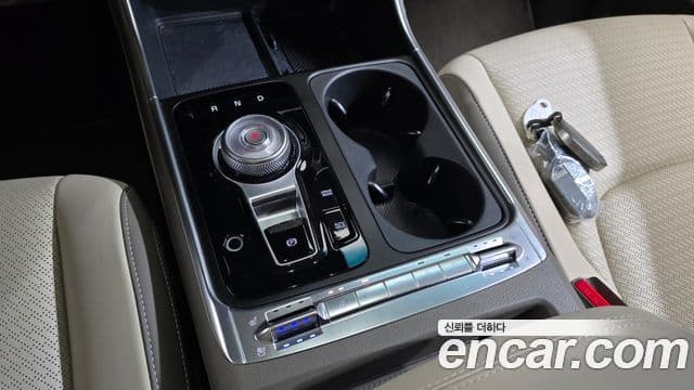 Kia Carnival 2023 — Фото 9/20