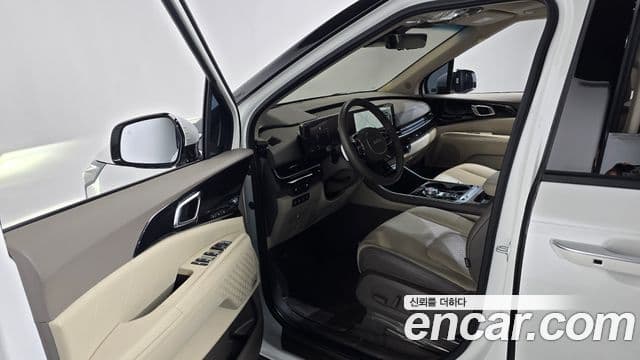 Kia Carnival 2023 — Фото 10/20