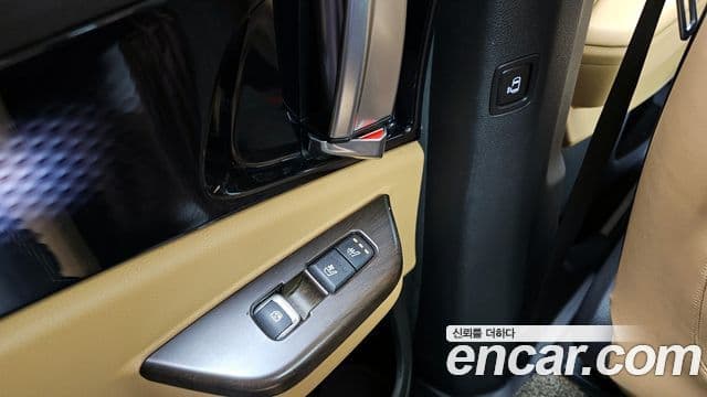 Kia Carnival 2020 — Şəkil 19/20