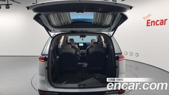 Kia Carnival 2022 — Şəkil 20/20