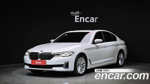 BMW 5 Series 2021 — Photo 3/20