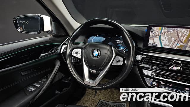 BMW 5 Series 2021 — Photo 20/20