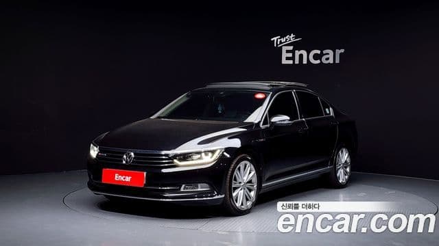 Volkswagen Passat GT 2018 — Şəkil 1/20