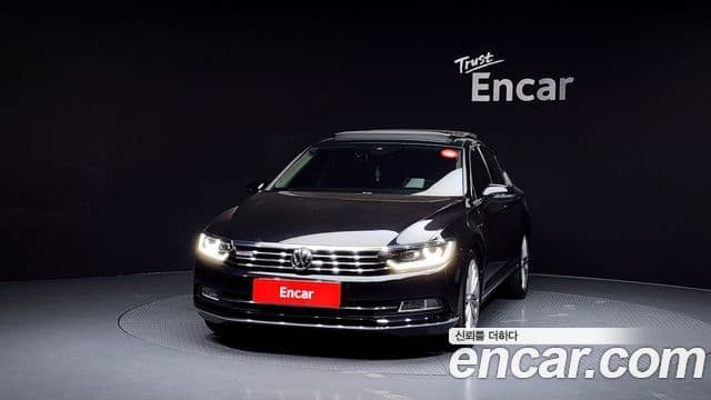 Volkswagen Passat GT 2018 — Şəkil 3/20