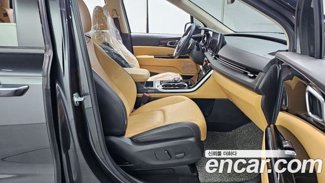 Kia Carnival 2021 — Şəkil 11/20