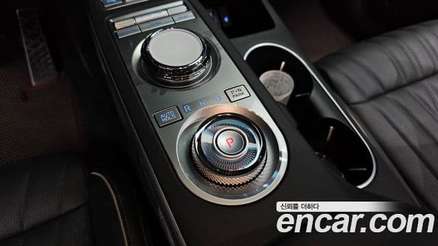 Genesis GV70 2022 — ფოტო 9/20