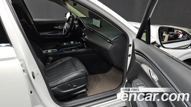 Genesis GV70 2022 — ფოტო 10/20