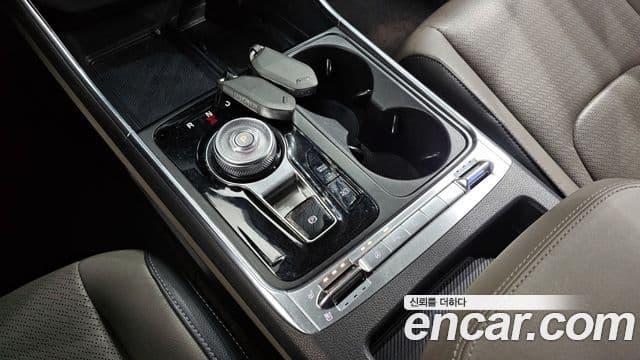 Kia Carnival 2024 — Фото 8/20