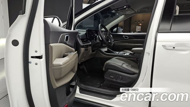 Kia Carnival 2024 — Фото 9/20