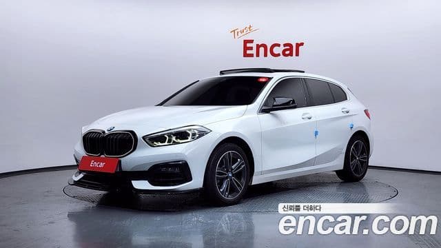 BMW 1 Series 2022 — Şəkil 1/20