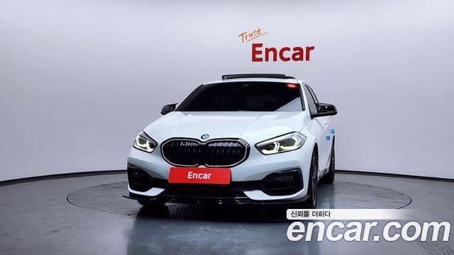 BMW 1 Series 2022 — Şəkil 3/20