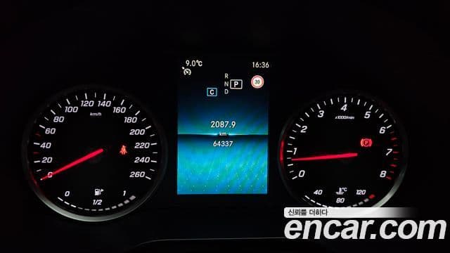 Mercedes-Benz C-Class 2019 — Şəkil 13/20