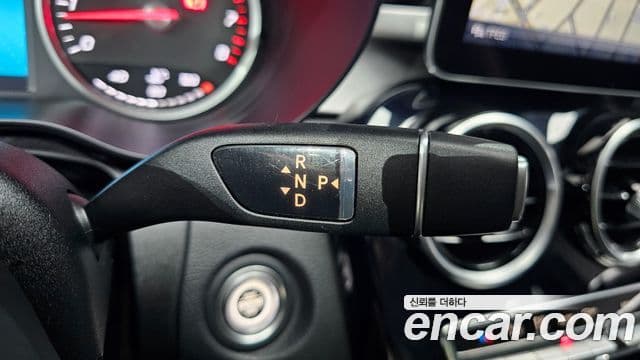 Mercedes-Benz C-Class 2019 — Şəkil 15/20
