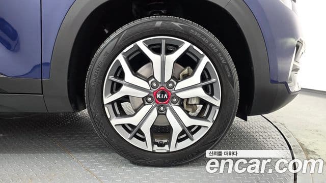 Kia Seltos 2020 — Şəkil 5/20