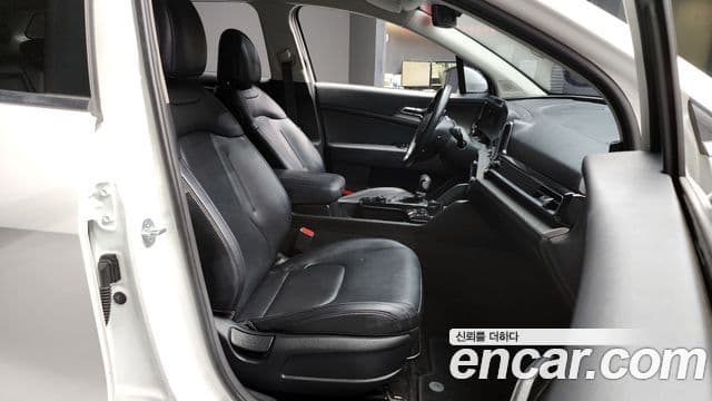 Kia Sportage 2022 — Şəkil 11/20