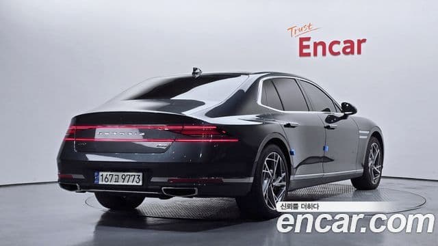 Genesis G90 2022 — ფოტო 2/20