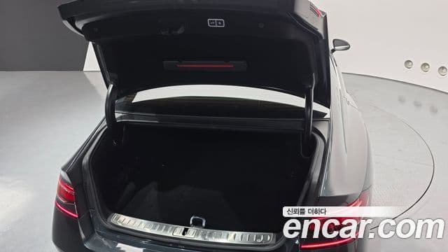 Genesis G90 2022 — ფოტო 20/20