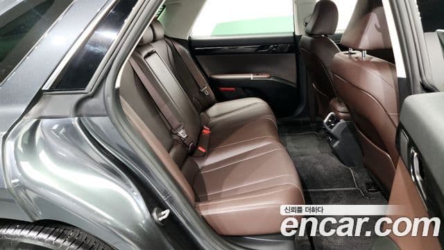 Hyundai Grandeur Hybrid 2022 — Photo 17/20