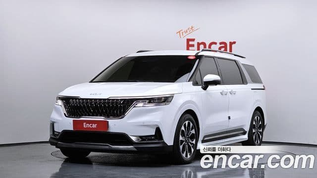 Kia Carnival 2021 — ფოტო 1/20