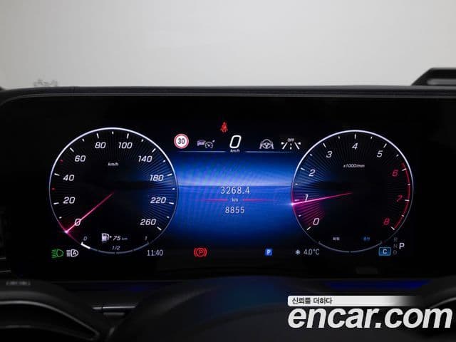 Mercedes-Benz GLE-Class 2025 — Фото 11/20