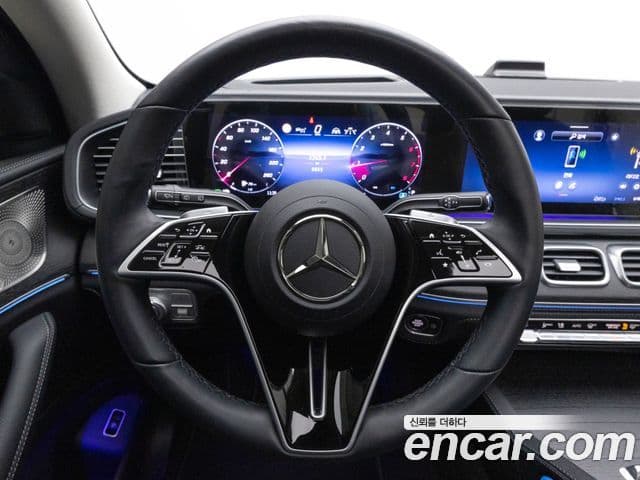 Mercedes-Benz GLE-Class 2025 — Фото 15/20