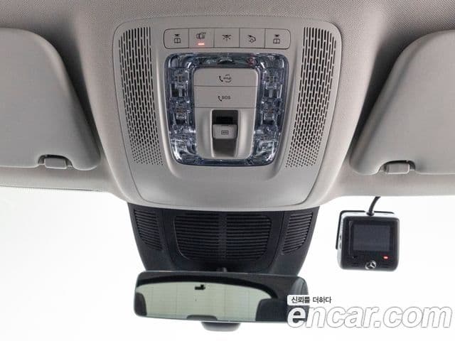 Mercedes-Benz GLE-Class 2025 — Фото 16/20