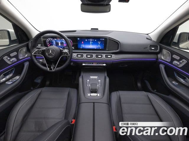 Mercedes-Benz GLE-Class 2025 — Фото 18/20
