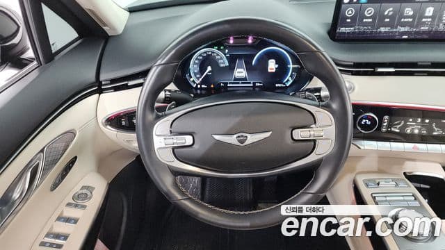 Genesis GV70 2021 — фото 13 из 20