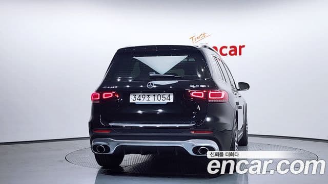 Mercedes-Benz GLB-Class 2021 — ფოტო 4/20