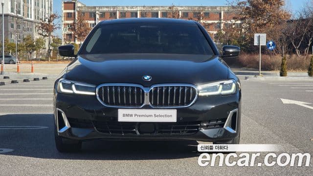 BMW 5 Series 2023 — Photo 6/20