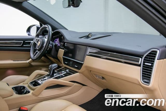 Porsche Cayenne 2020 — Şəkil 12/20