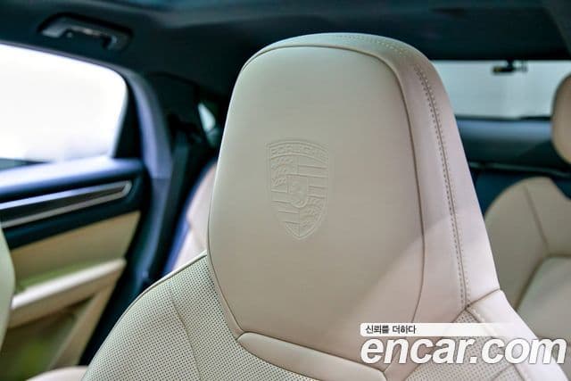 Porsche Cayenne 2020 — Şəkil 17/20
