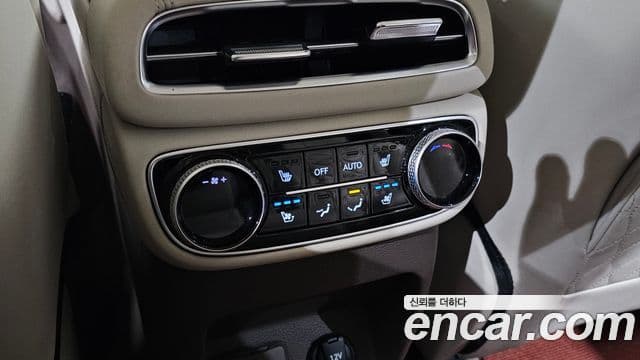 Genesis GV80 2023 — Şəkil 18/20