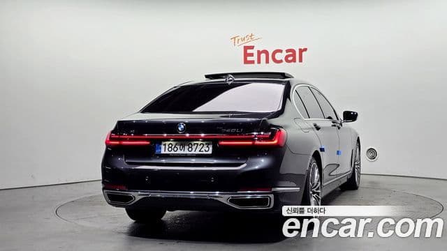 BMW 7 Series 2020 — Photo 11/20