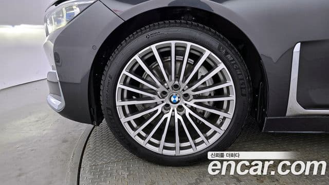 BMW 7 Series 2020 — Photo 13/20