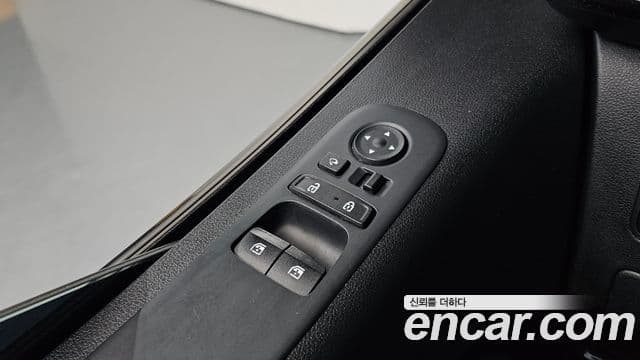 Hyundai Staria 2022 — Şəkil 13/20