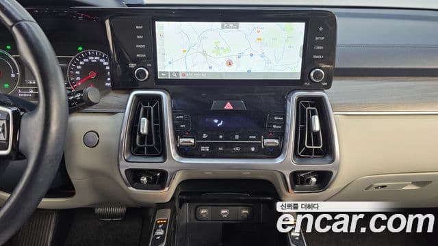 Kia Sorento 2021 — Şəkil 14/20